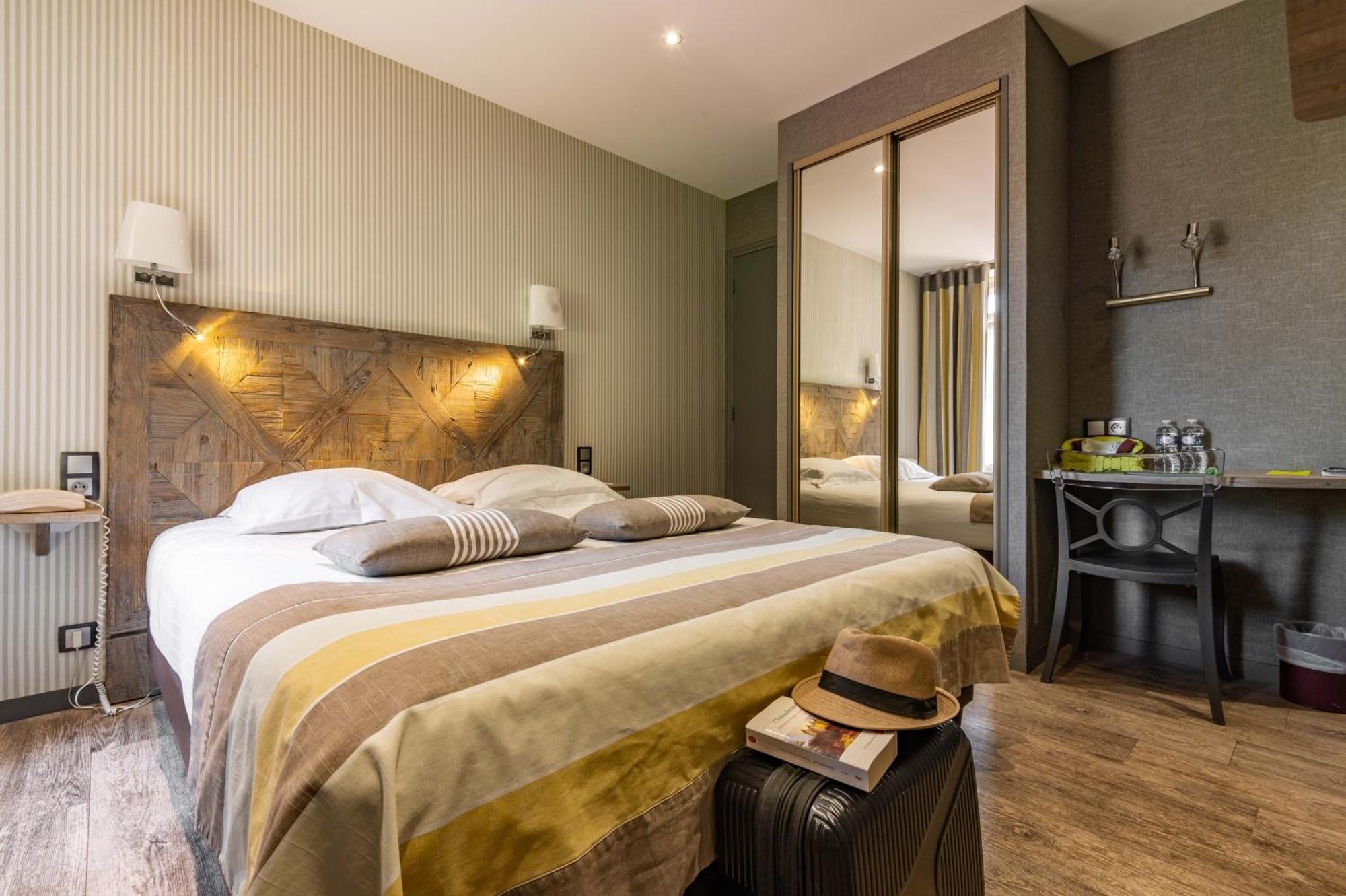 Auberge De La Sélune Ducey-Les Cheris Habitación foto
